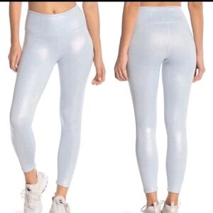 NWOT Lustrous Metallic Leggings Glitter Z By Zella  25" Length Pants/capris.